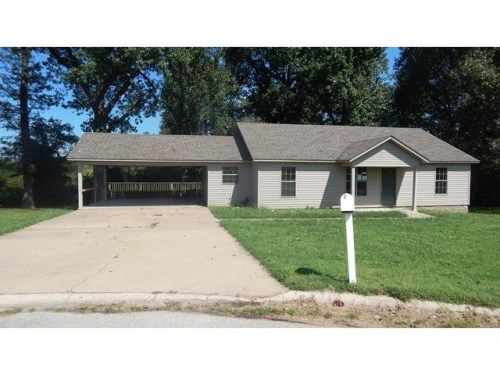 2913 N 4th St, Paragould, AR 72450