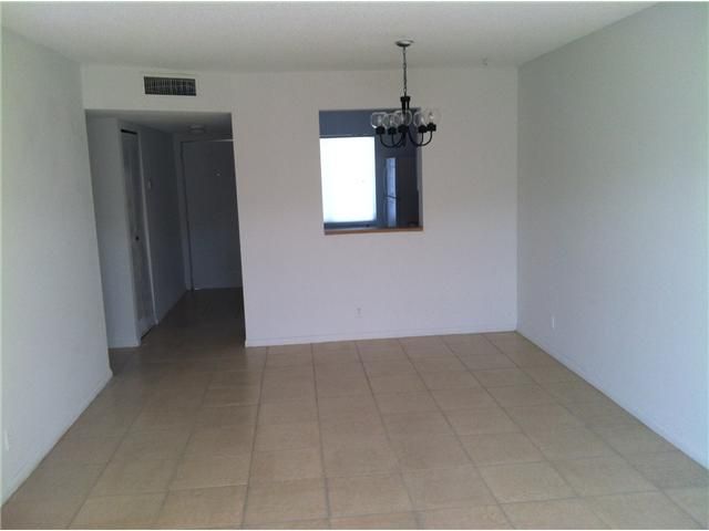 8550 N SHERMAN CR # 402, Hollywood, FL 33025