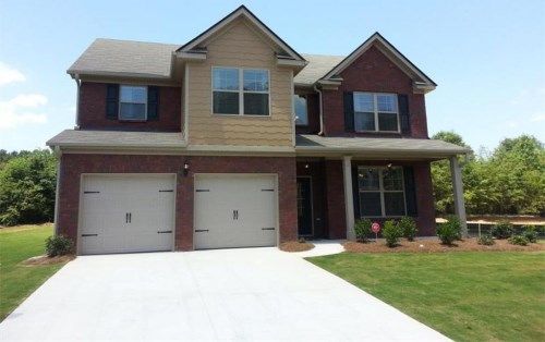 85 Village Park Drive, Newnan, GA 30265