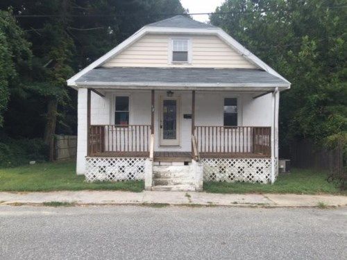 12 Johnson Ave, Seaford, DE 19973