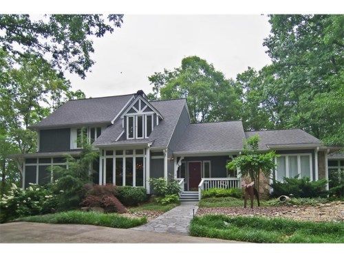 7975 Saddle Ridge Drive, Atlanta, GA 30350