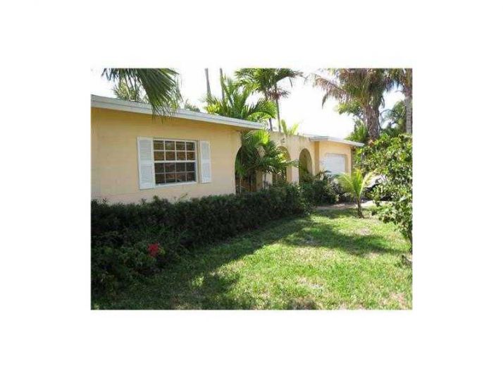 290 SE 8 ST, Pompano Beach, FL 33060