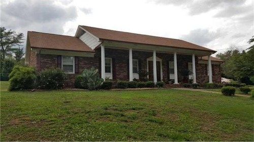 558 Green Valley Drive, Winder, GA 30680