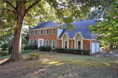 4936 Willow Creek Drive, Woodstock, GA 30188