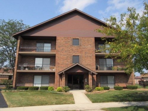 8100 168th Pl Apt 3w, Tinley Park, IL 60477