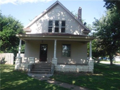 1504 Washington St, Harper, KS 67058