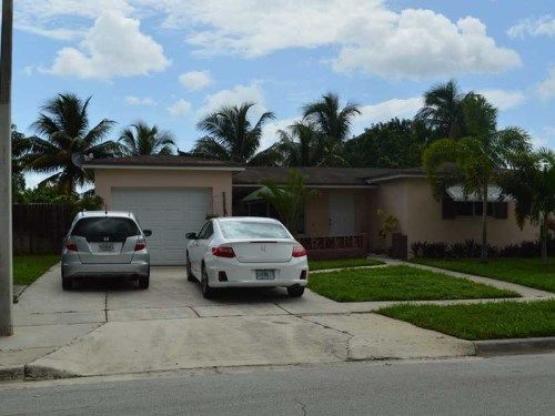 594 NW 69 TE, Pompano Beach, FL 33063