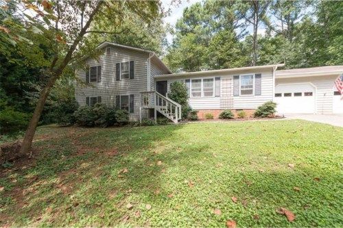 234 Blazing Ridge Way, Lawrenceville, GA 30046