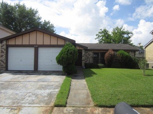 3720 Sue Ker Dr, Harvey, LA 70058