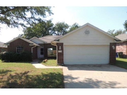 4104 Night Hawk Dr, Norman, OK 73072