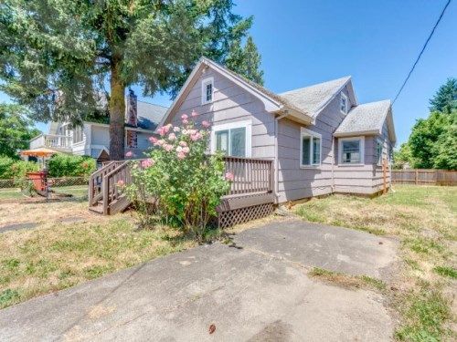 5265 SE Lambert Street, Portland, OR 97206