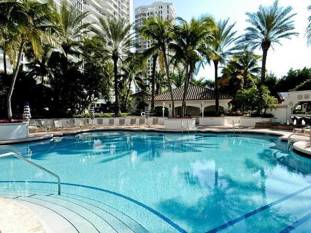 7000 ISLAND BL # 1207, North Miami Beach, FL 33160