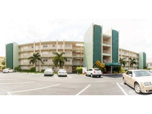 1111 N RIVERSIDE DR # 203, Pompano Beach, FL 33062