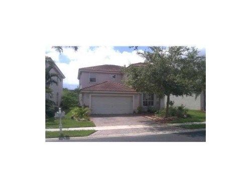 2220 NW 77 TE, Hollywood, FL 33024