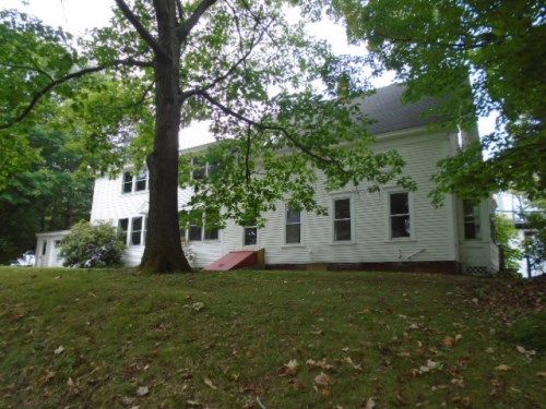 42 Knapp St, Livermore Falls, ME 04254