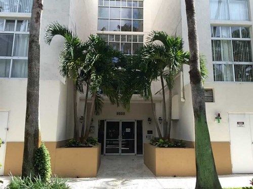 9805 NW 52 ST # 304, Miami, FL 33178