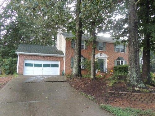 1860 Tree Brooke Lane, Snellville, GA 30078