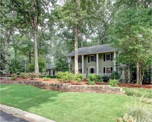 5238 Riverhill Road, Marietta, GA 30068