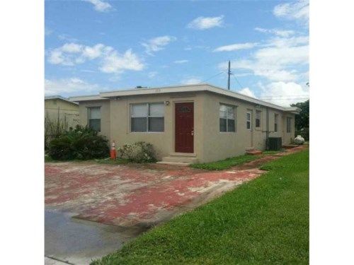 1373 W 32 ST, West Palm Beach, FL 33404