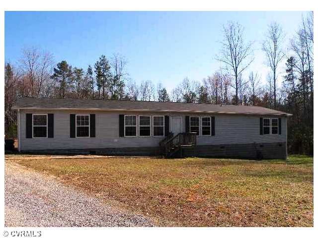 24701 Elizabeth Ln, Jetersville, VA 23083