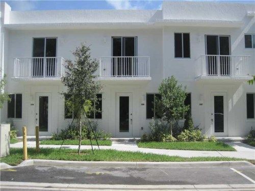 2630 NE 213 # 108, Miami, FL 33180