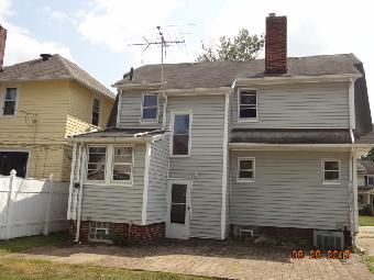 222 Denison Ave, Elyria, OH 44035