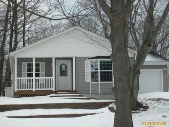 825 N Washington Avenue, Ludington, MI 49431