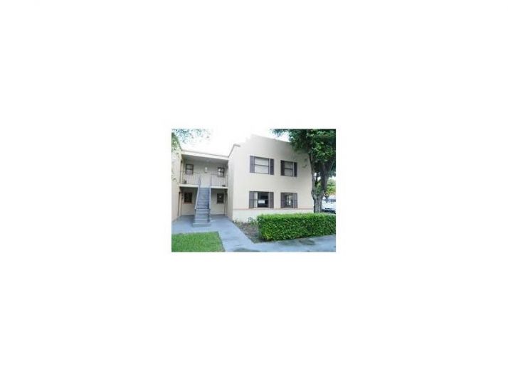 590 NW 114 AV # 204, Miami, FL 33172