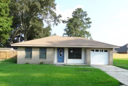 205 Plantation Road, Hahnville, LA 70057