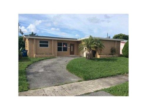 8320 NW 25TH ST, Fort Lauderdale, FL 33322