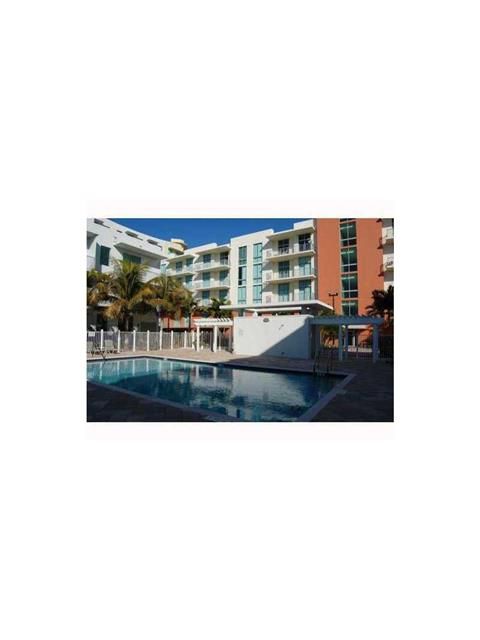 2100 VAN BUREN ST # 413, Hollywood, FL 33020