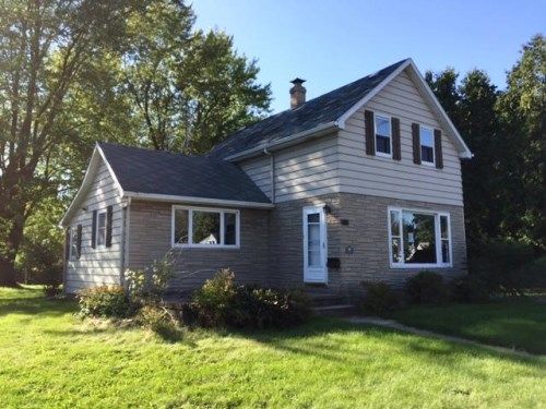 319 Monroe St, Little Chute, WI 54140