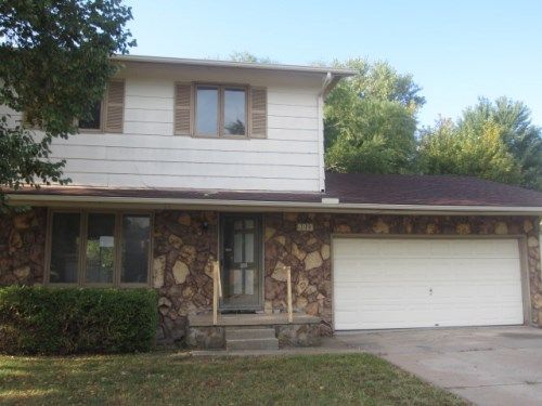 9013 Nantucket Ct, Wichita, KS 67212