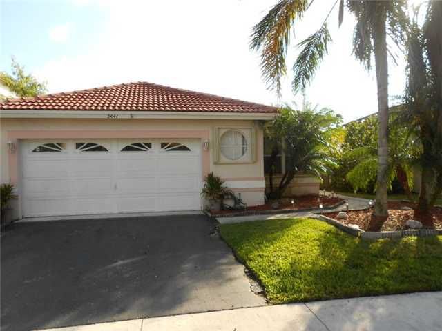 2441 NW 72ND AV, Pompano Beach, FL 33063