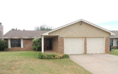 10436 Fairfax Ln, Yukon, OK 73099