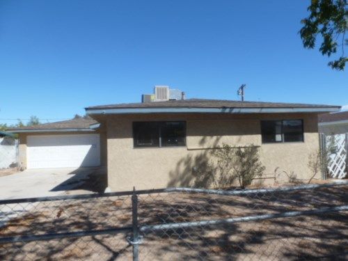 641 Elm Dr, Barstow, CA 92311