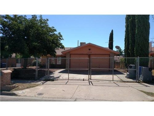 1736 Victor Lopez Dr, El Paso, TX 79936