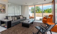 226 OCEAN DR # 2E Miami Beach, FL 33139