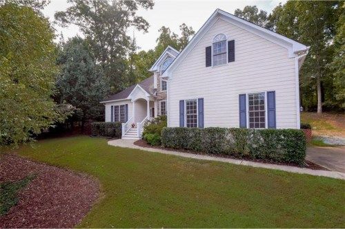 417 Lovinggood Landing Drive, Woodstock, GA 30189