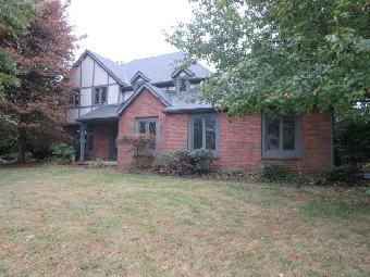 8856 Shenandoah Dr, Pickerington, OH 43147