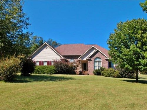 116 Bonnie Pearl Lane, Cleveland, GA 30528