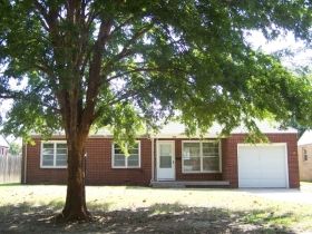 1307 E Donnell St, Wichita, KS 67216