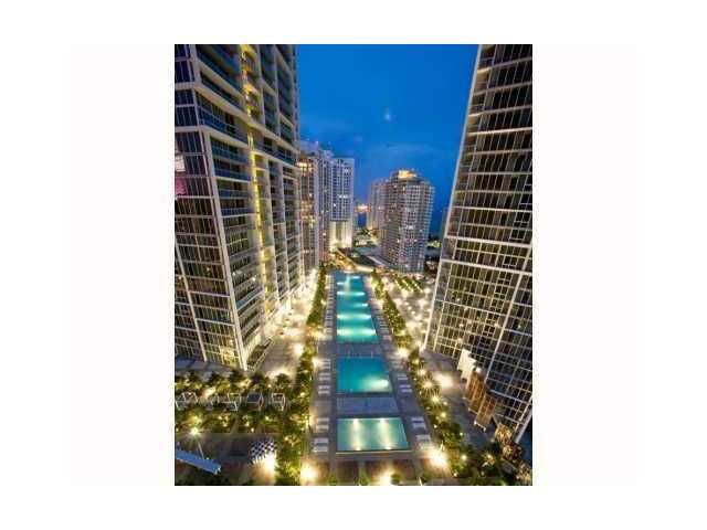 485 BRICKELL AV # 1606, Miami, FL 33131