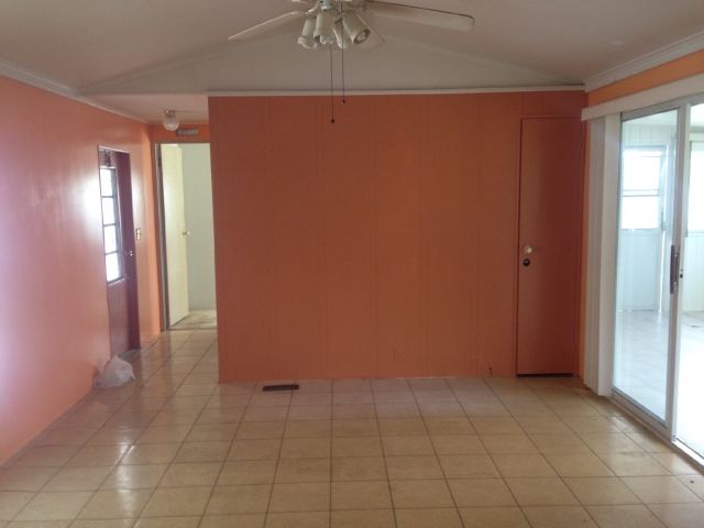 5211 NW 4th Ter, Pompano Beach, FL 33064