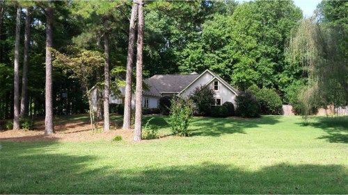 812 Pinehurst Drive, Woodstock, GA 30188