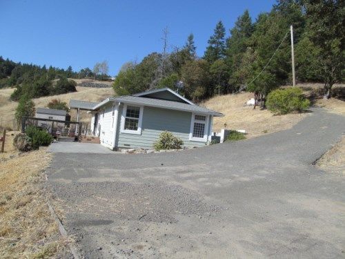 2271 Oriole Ln, Willits, CA 95490