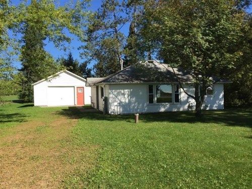 W9528 North Ave, Antigo, WI 54409