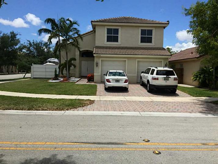 23954 SW 108 CT, Homestead, FL 33032