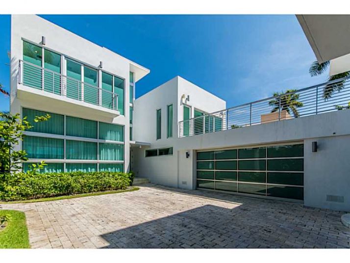 227 E DILIDO DR, Miami Beach, FL 33139