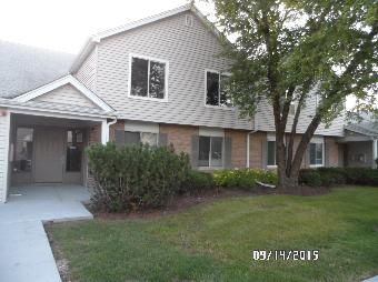 7000 Remington Ct Unit 102, Woodridge, IL 60517